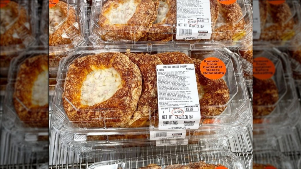 Picture of: Costco Fans Can’t Agree On This Ham And Cheese Pastry